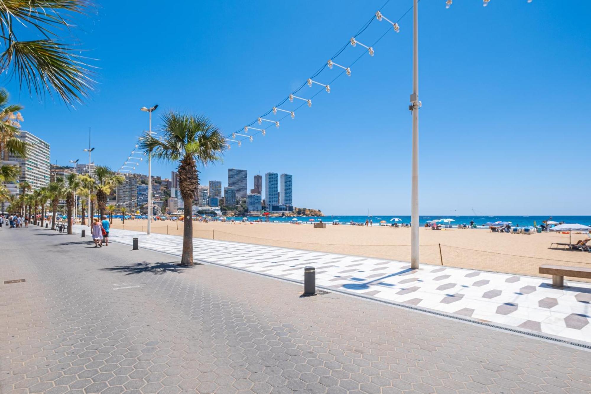 Ducado 1-C Apartment Levante Beach Бенидорм Экстерьер фото